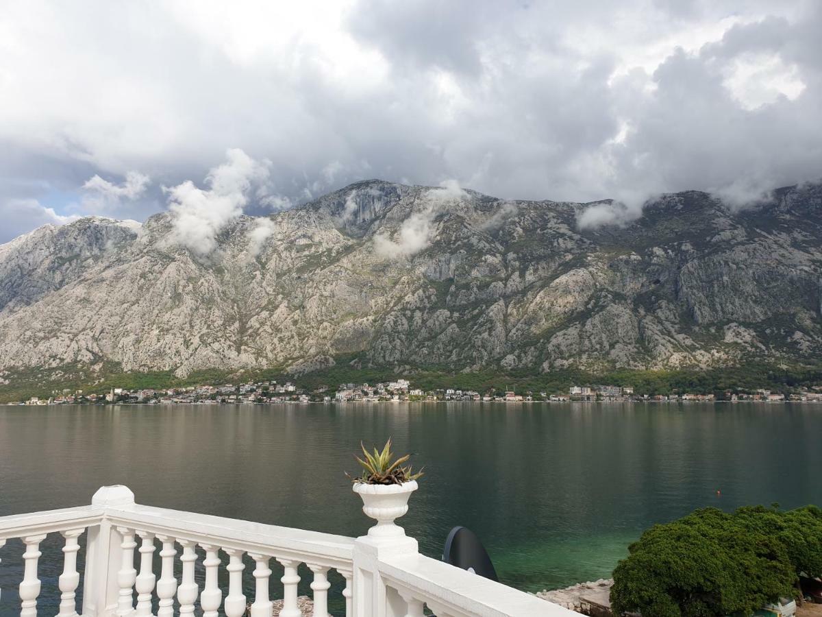 Apartments Sovran Vila Marija Prčanj Zewnętrze zdjęcie