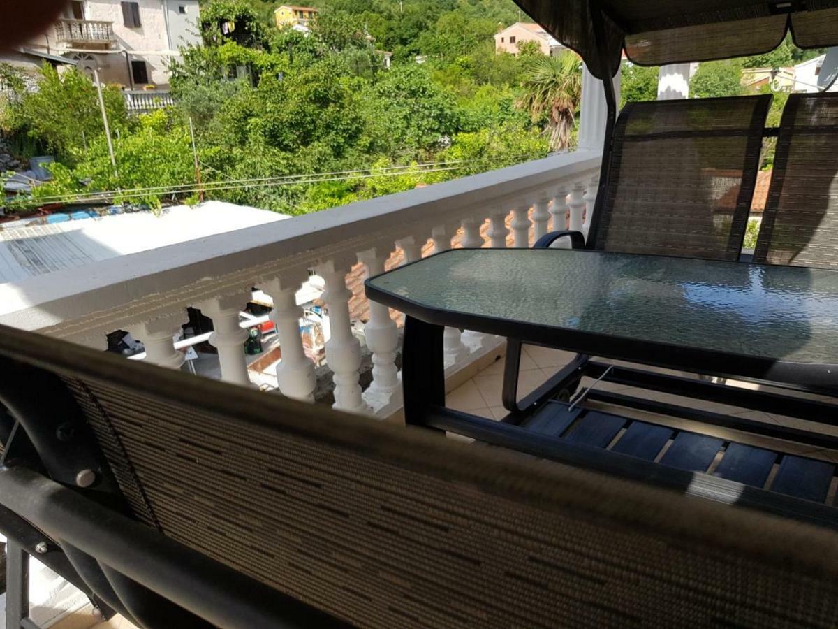 Apartments Sovran Vila Marija Prčanj Zewnętrze zdjęcie