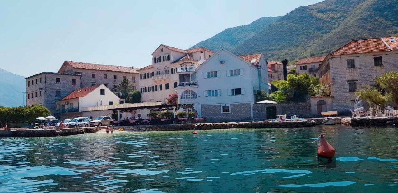 Apartments Sovran Vila Marija Prčanj Zewnętrze zdjęcie